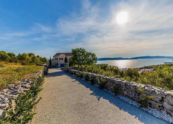 Villa Amarina *