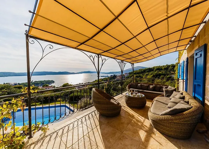 Amarina Villa *