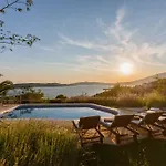 Villa Amarina