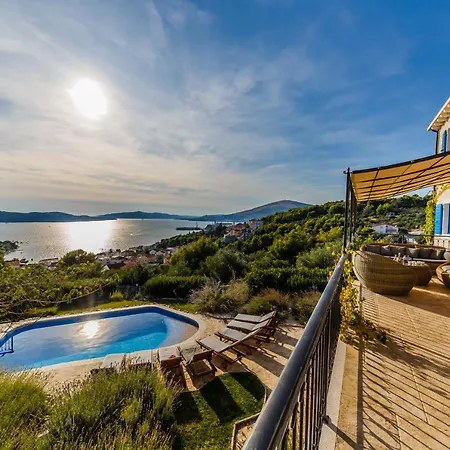 Amarina Trogir